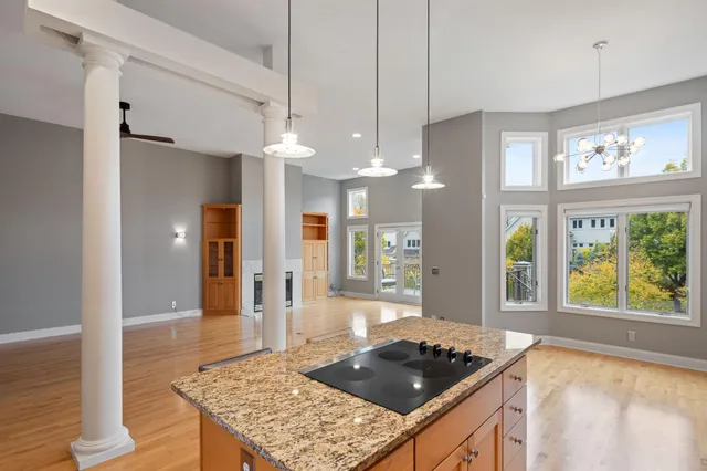 $5,000 | 517 River Street, Minneapolis, MN 55401