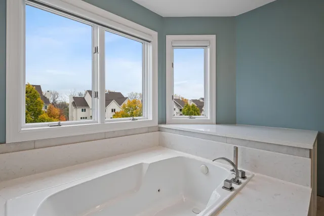 $5,000 | 517 River Street, Minneapolis, MN 55401