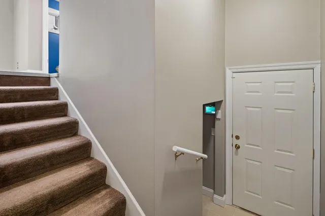 $5,000 | 517 River Street, Minneapolis, MN 55401