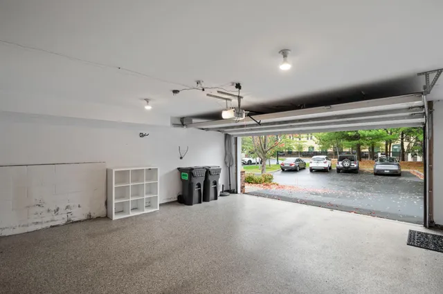 $5,000 | 517 River Street, Minneapolis, MN 55401