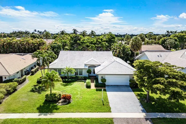 $799,000 | 4572 White Cedar Lane, Delray Beach, FL 33445