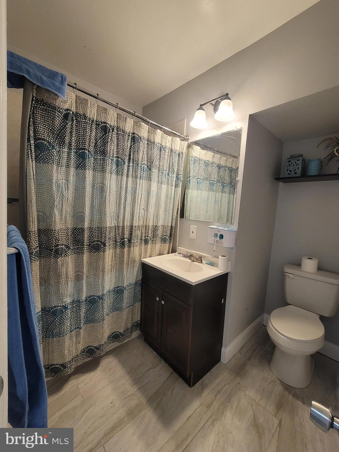 630 Wicklow Road Baltimore, MD 21229 - Photo 13 of 28 Master Hall Bath