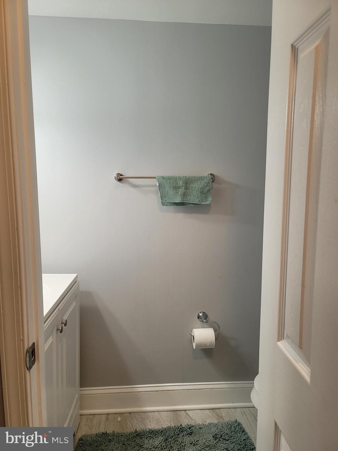 630 Wicklow Road Baltimore, MD 21229 - Photo 7 of 28 Half Bath Main Floor