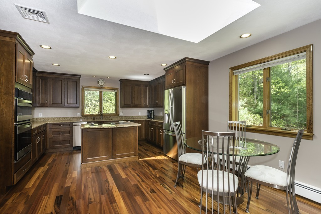 34 Melch Road Lynnfield, MA 01940 - Photo 8 of 28 Gallery Image 8