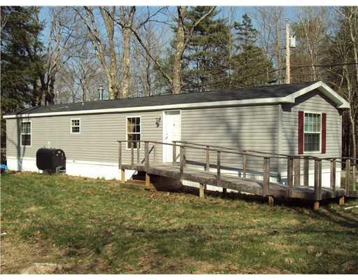 21 Lunt Road Freeport, ME 04032 - Photo 2 of 8 Exterior Back.