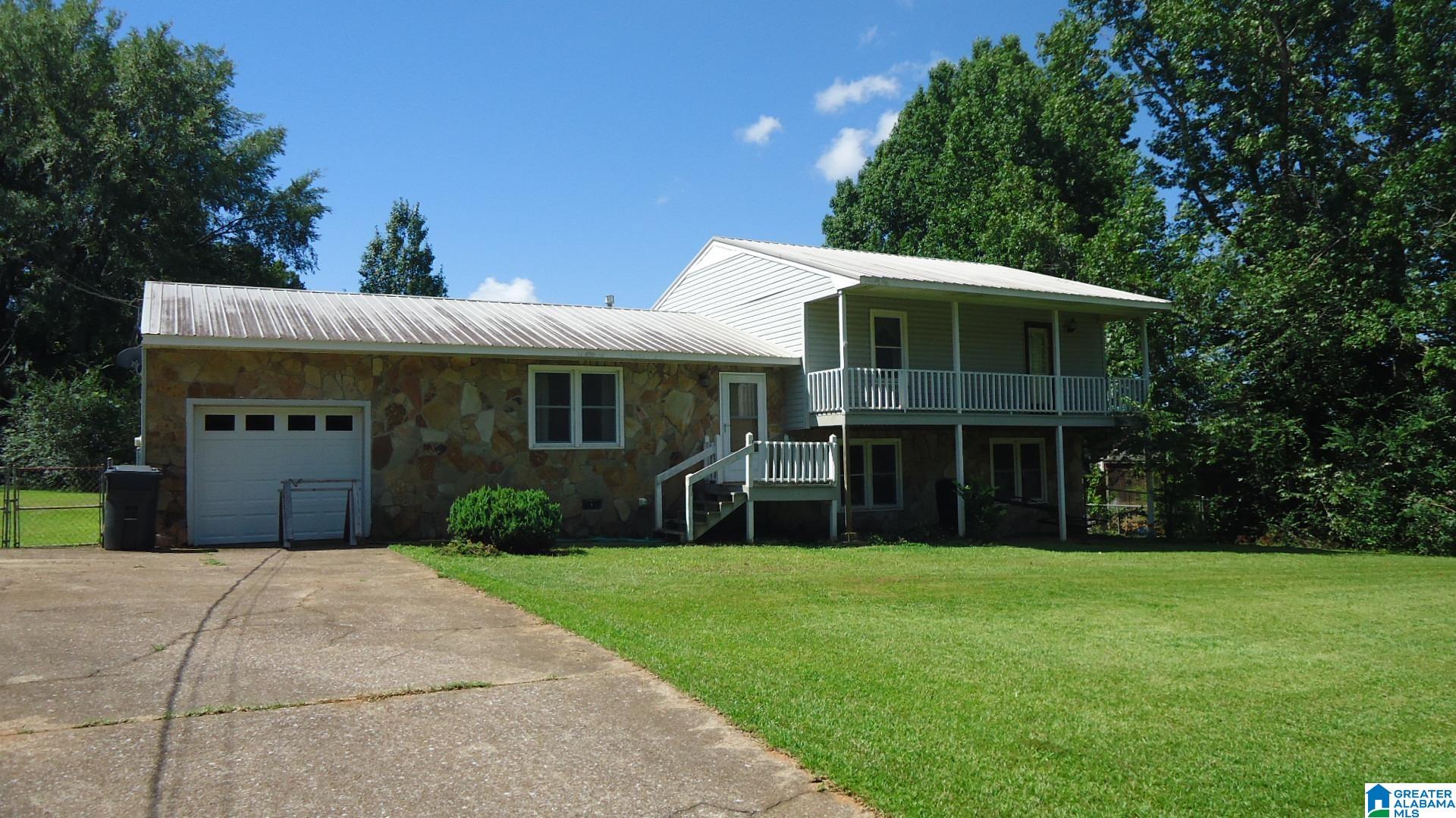 1725 Roundhill Road Weaver, AL 36277 - Photo 1 of 28