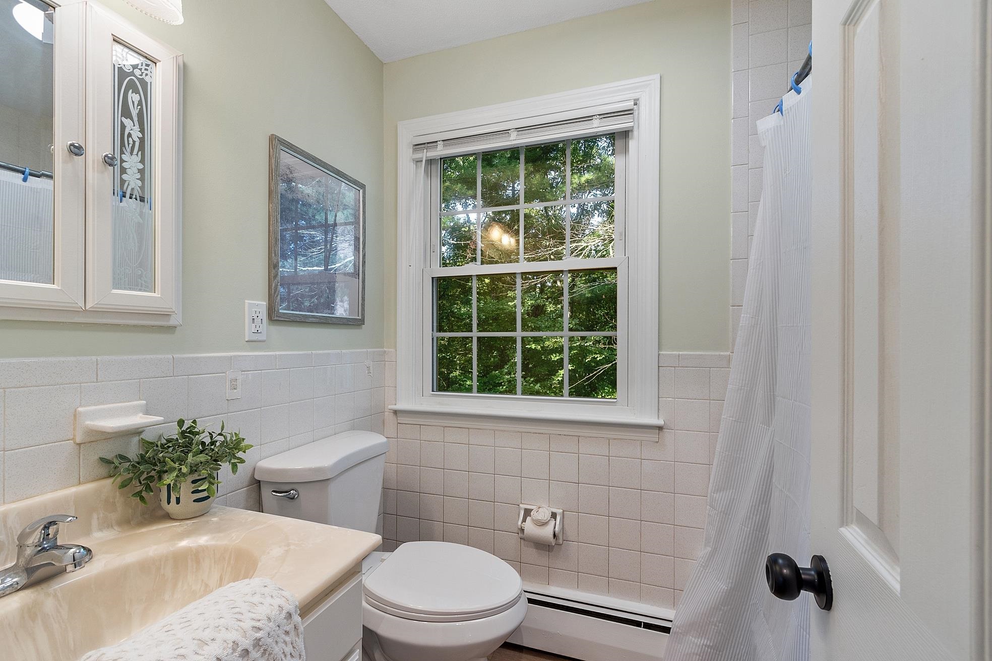 51 Perkins Road Londonderry, NH 03053 - Photo 14 of 39 Gallery Image 14