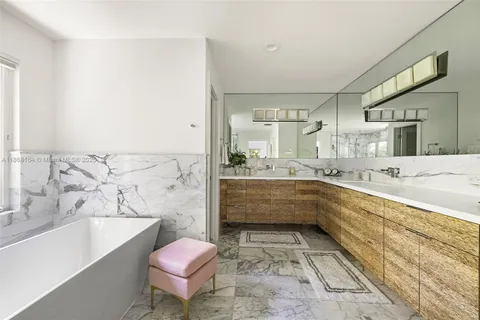 $3,475,000 | 11001 Southwest 64th Avenue, Pinecrest, FL 33156