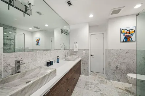 $3,475,000 | 11001 Southwest 64th Avenue, Pinecrest, FL 33156