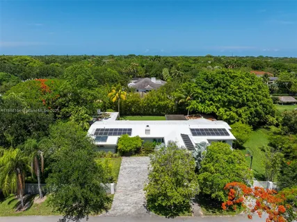$3,475,000 | 11001 Southwest 64th Avenue, Pinecrest, FL 33156