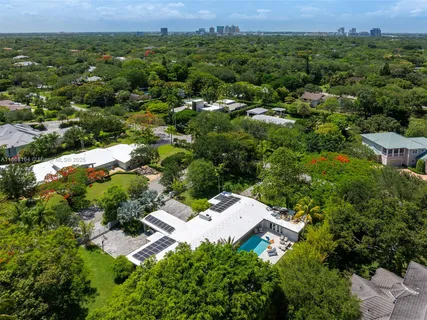 $3,475,000 | 11001 Southwest 64th Avenue, Pinecrest, FL 33156