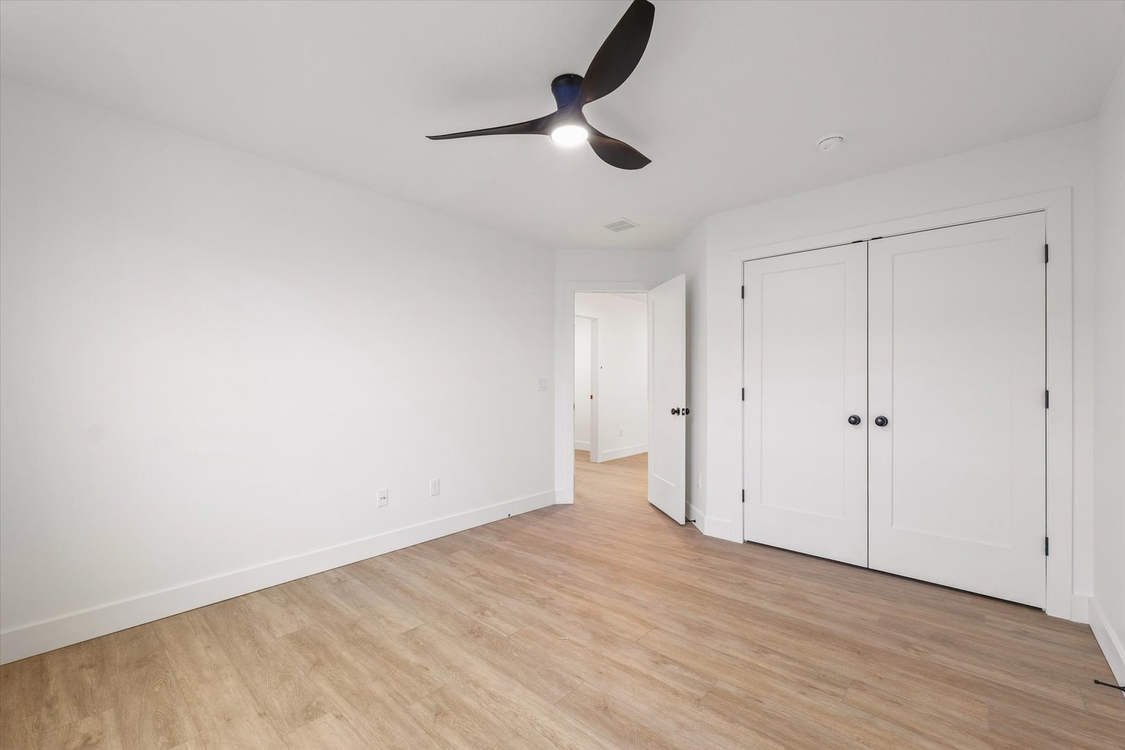 3712 Lighthouse Pointe Champaign, IL 61822 - Photo 25 of 36 a view of an empty room