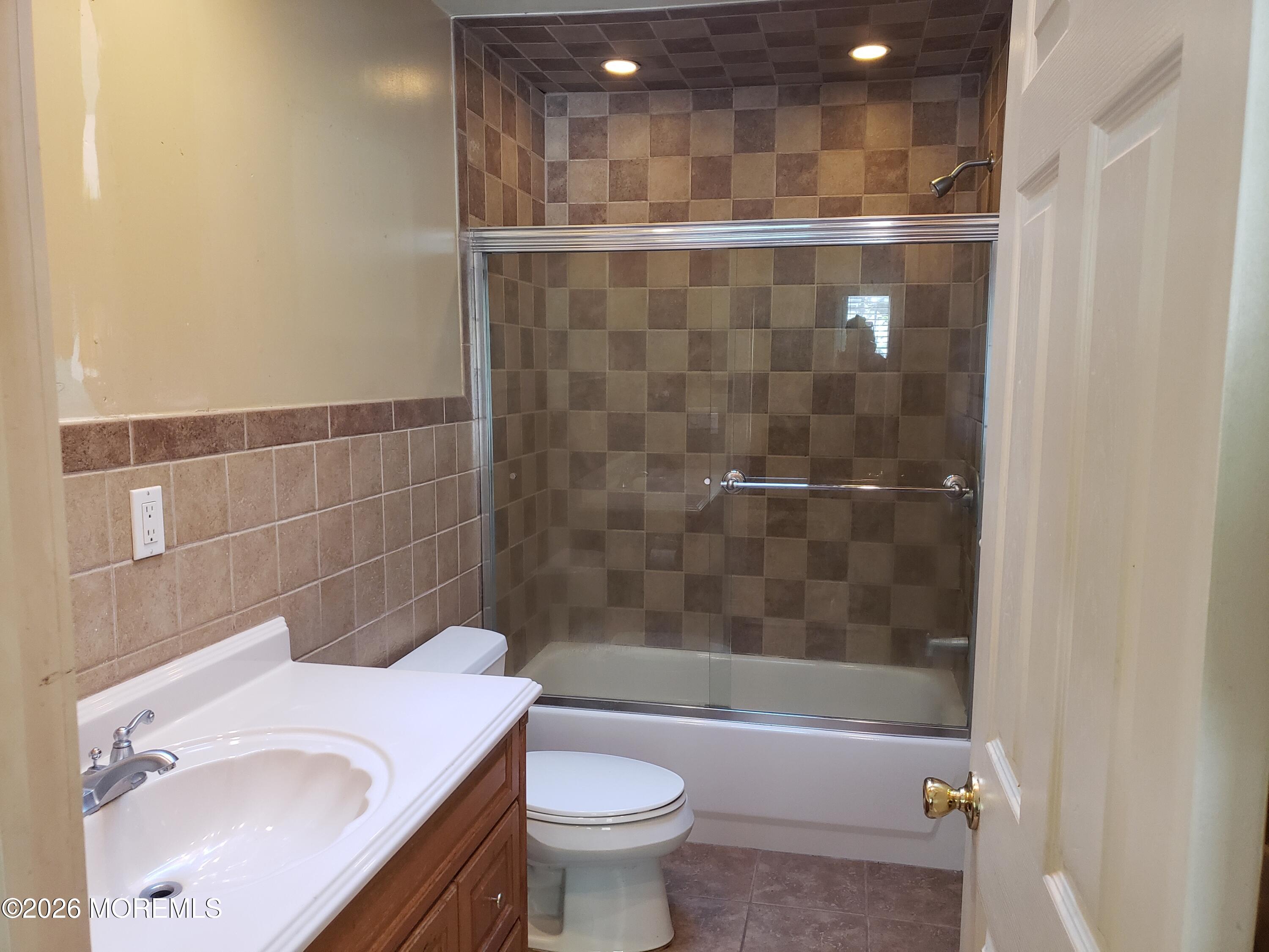689 Freehold Road Jackson, NJ 08527 - Photo 39 of 58 20260513_081946