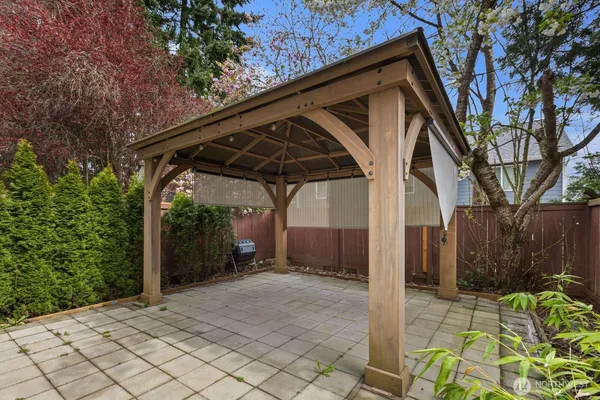 $519,000 | 15511 35th Avenue West, Unit H, Lynnwood, WA 98087