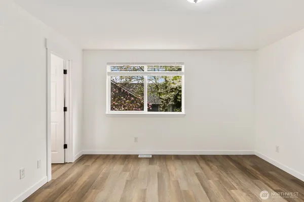 $519,000 | 15511 35th Avenue West, Unit H, Lynnwood, WA 98087