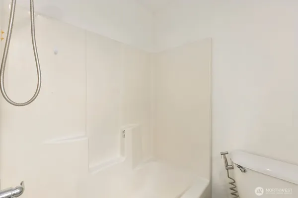 $519,000 | 15511 35th Avenue West, Unit H, Lynnwood, WA 98087