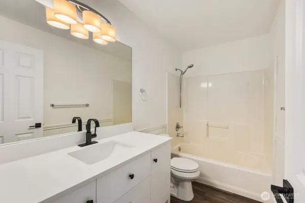 $519,000 | 15511 35th Avenue West, Unit H, Lynnwood, WA 98087