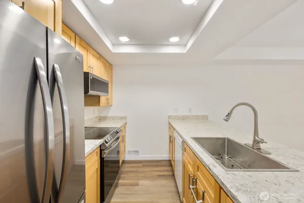 $519,000 | 15511 35th Avenue West, Unit H, Lynnwood, WA 98087