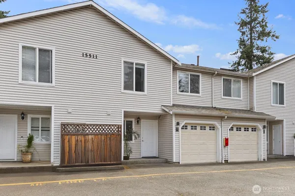 $519,000 | 15511 35th Avenue West, Unit H, Lynnwood, WA 98087