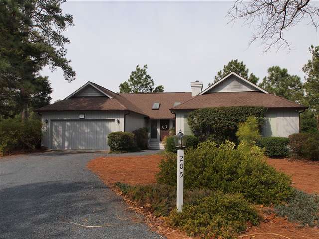205 Ridgewood Road Pinehurst, NC 28374 - Photo 1 of 9 Primary Photo