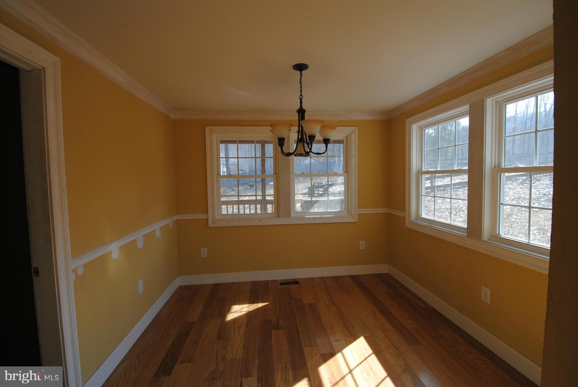 150 Brook View Road Front Royal, VA 22630 - Photo 11 of 28 Dining Room