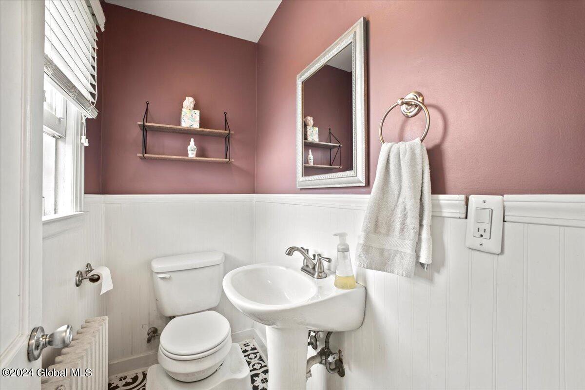 7 Bender Lane Bethlehem, NY 12054 - Photo 11 of 24 10-IMG_0039