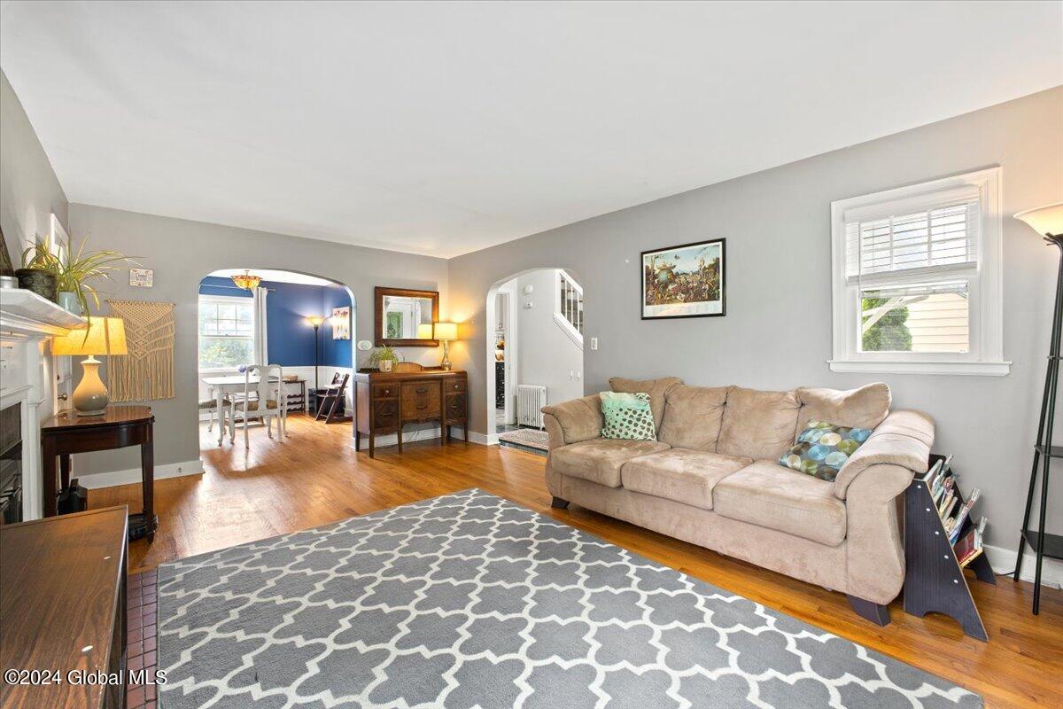 7 Bender Lane Bethlehem, NY 12054 - Photo 10 of 24 02-IMG_0012