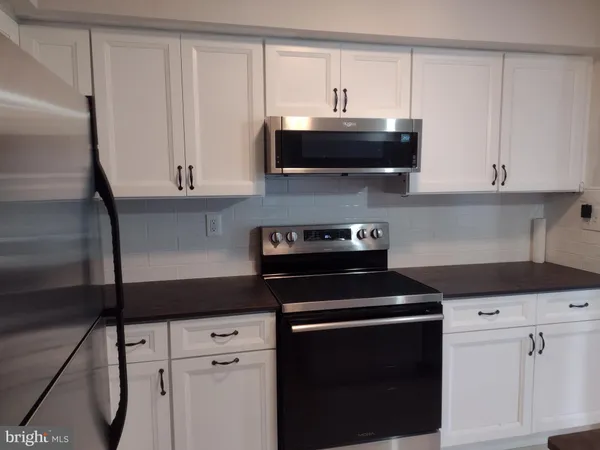 $2,800 | 83 Avon Lane, New Hope, PA 18938