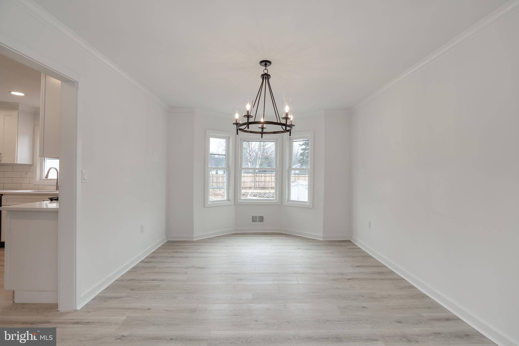599 Flock Road Hamilton, NJ 08690 - Photo 8 of 34