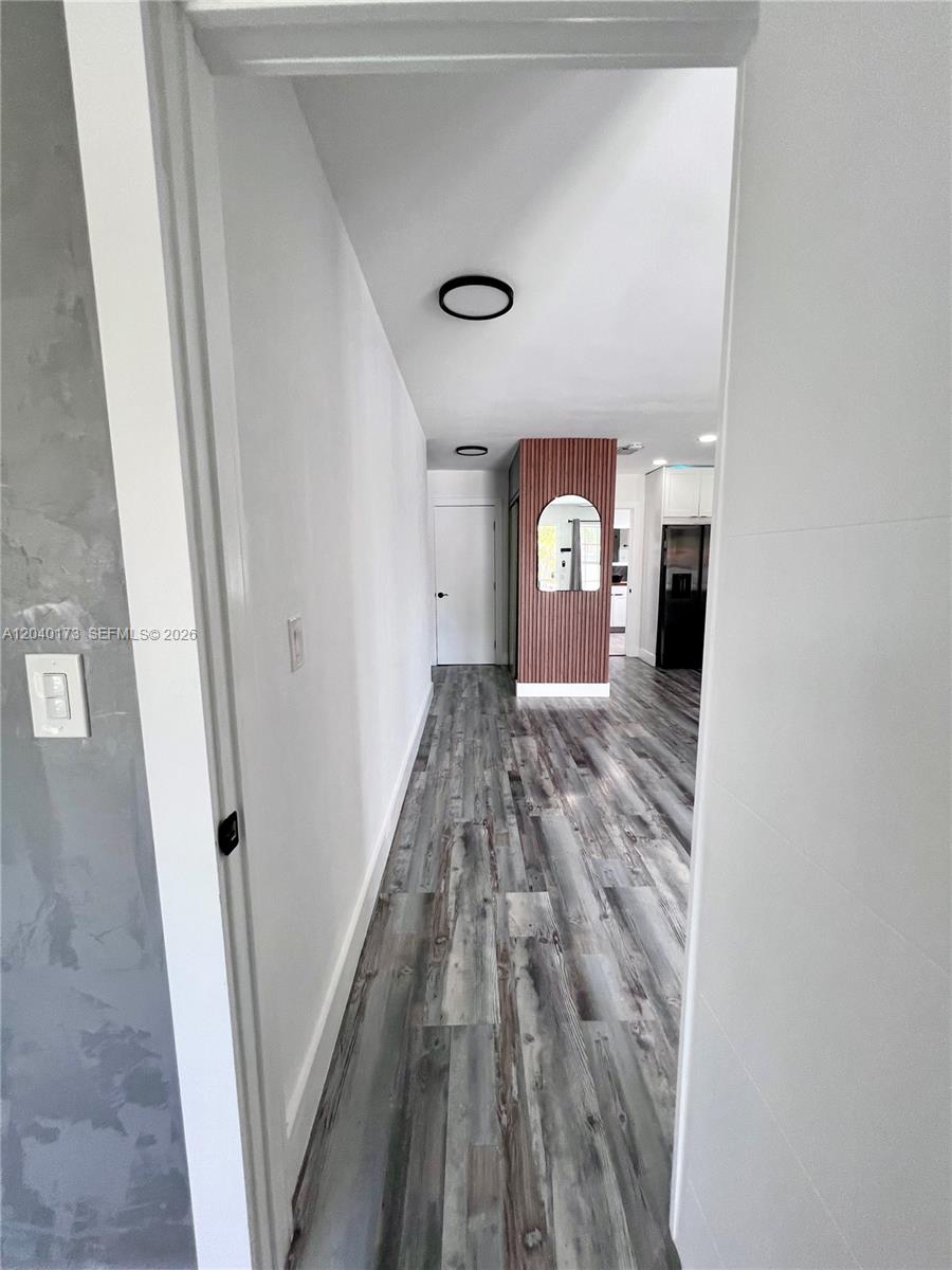 2425 Southwest 26th Lane Miami, FL 33133 - Photo 10 of 22