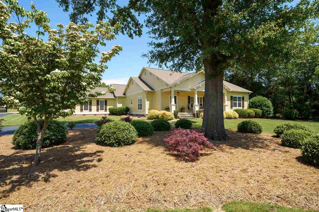 4 Rox Run Simpsonville, SC 29681 - Photo 1 of 36 Gallery Image 1