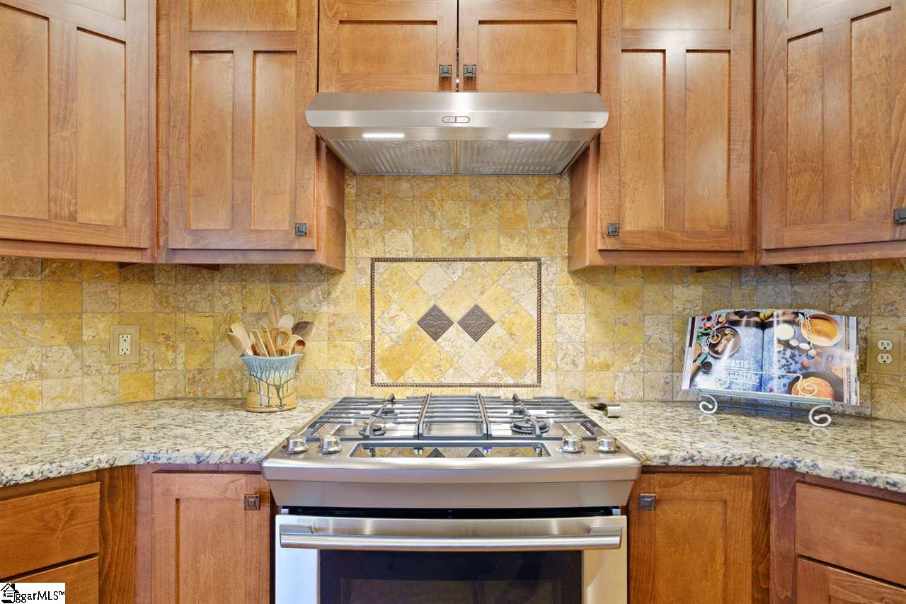 4 Rox Run Simpsonville, SC 29681 - Photo 10 of 36 Gallery Image 10