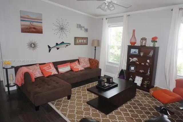 $425,000 | 11 Old State Road, Key Largo, FL 33037