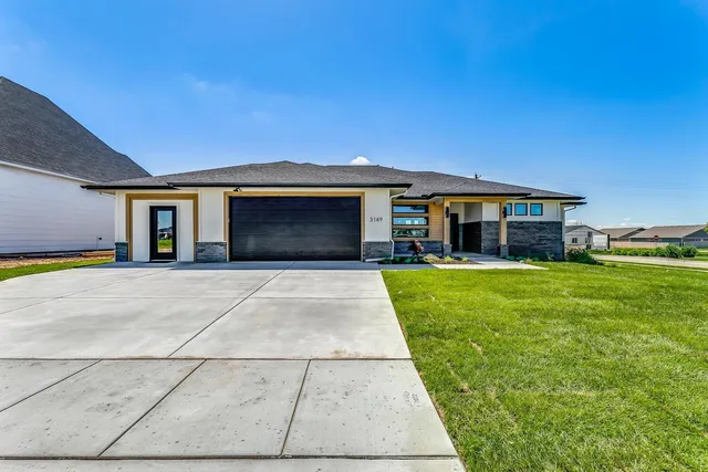 $499,500 | 3149 North Pine Grove Circle, Wichita, KS 67205