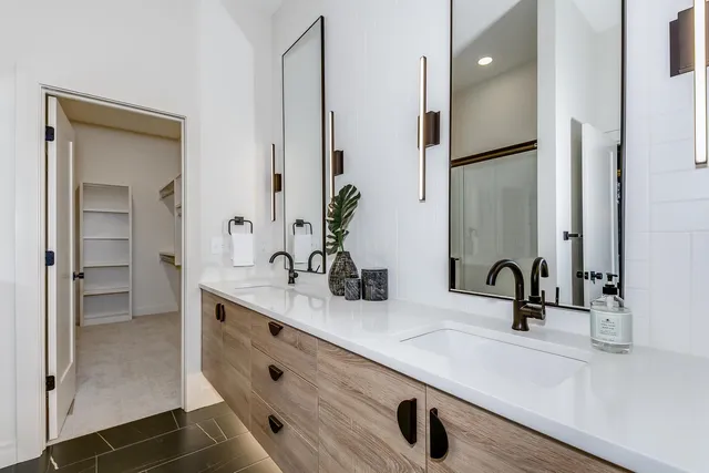 $499,500 | 3149 North Pine Grove Circle, Wichita, KS 67205