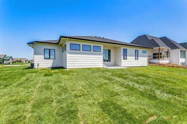 $499,500 | 3149 North Pine Grove Circle, Wichita, KS 67205