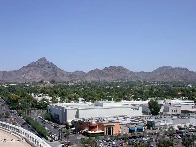 $2,650 | 2440 East Montecito Avenue, Phoenix, AZ 85016