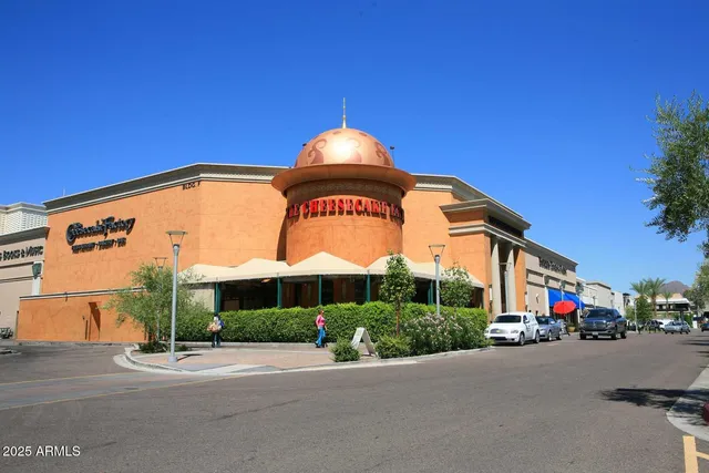 $2,650 | 2440 East Montecito Avenue, Phoenix, AZ 85016