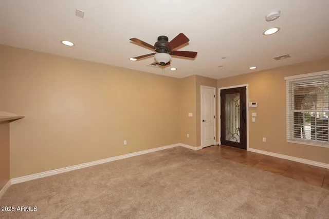 $2,650 | 2440 East Montecito Avenue, Phoenix, AZ 85016