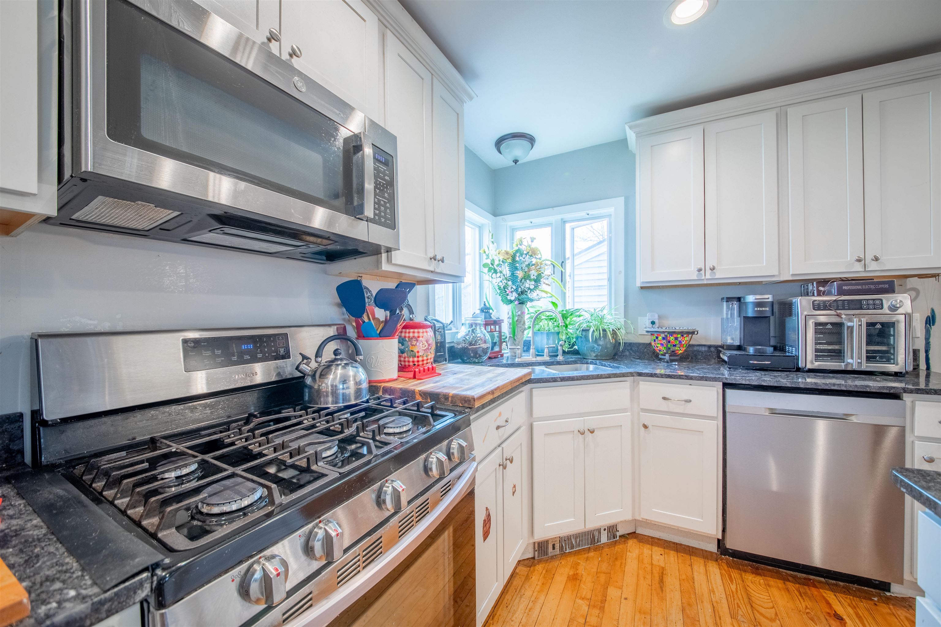 241 Old Church Road Claremont, NH 03743 - Photo 5 of 36