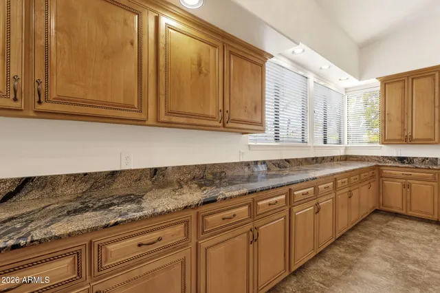 $5,000 | 5431 East Shea Boulevard, Scottsdale, AZ 85254