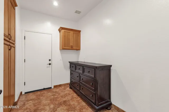 $5,000 | 5431 East Shea Boulevard, Scottsdale, AZ 85254