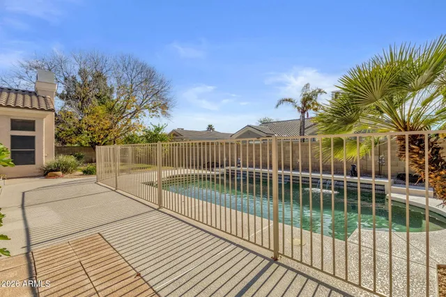 $5,000 | 5431 East Shea Boulevard, Scottsdale, AZ 85254