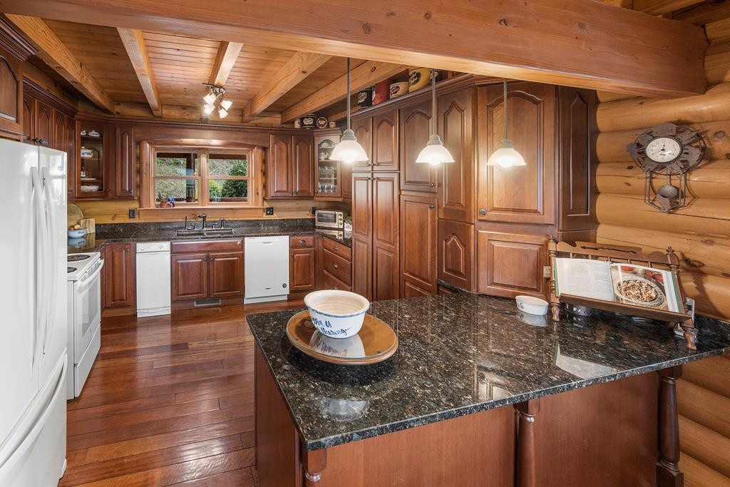 4565 Long Rifle Road Sevierville, TN 37862 - Photo 12 of 52 Gallery Image 12