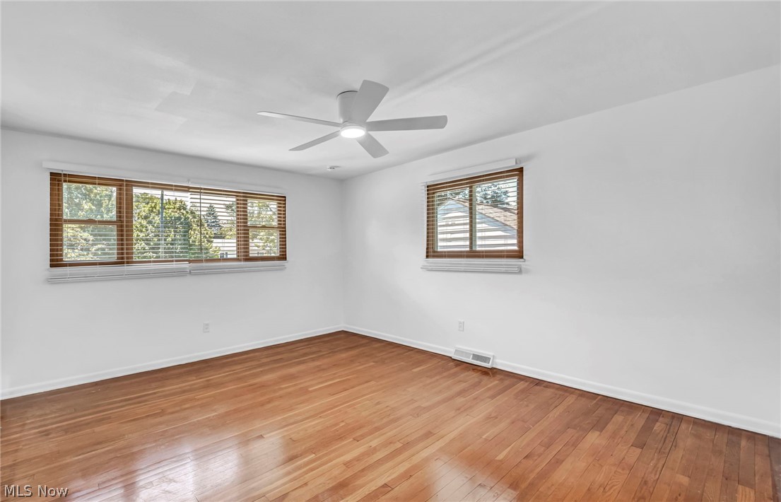 4915 Fairlawn Road Cleveland, OH 44124 - Photo 27 of 50
