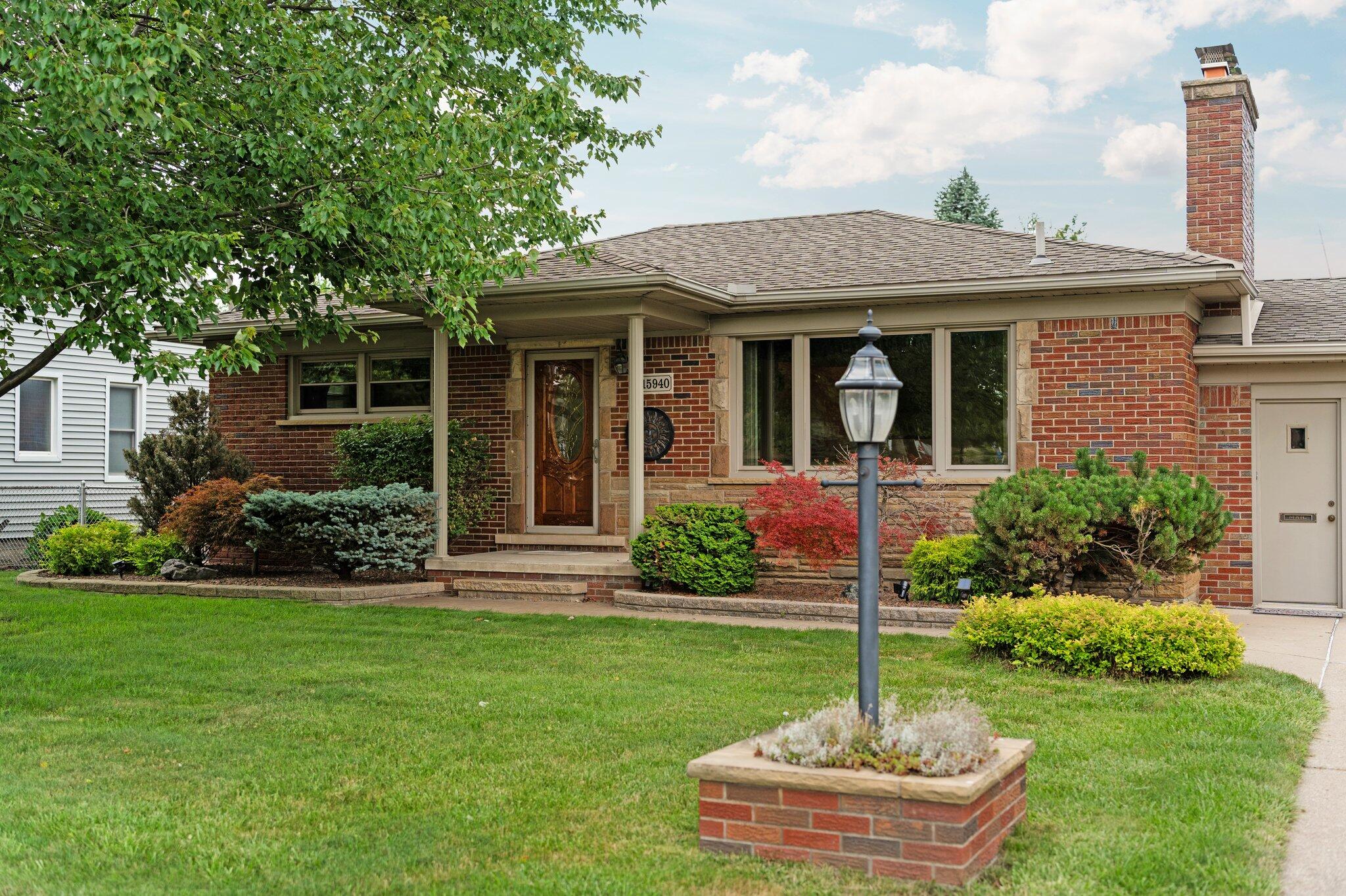 15940 Goddard Road Allen Park, MI 48101 - Photo 36 of 39 26-web-or-mls-A7402900