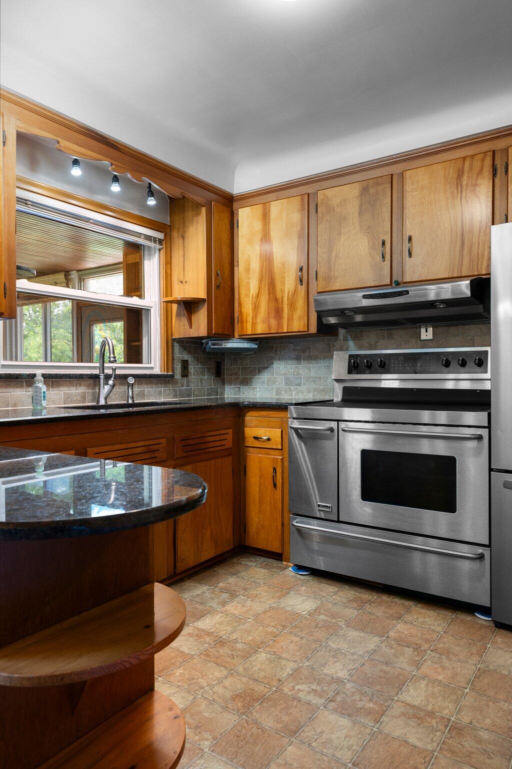 7-web-or-mls-A7402784