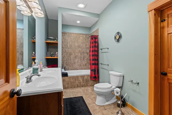 $1,900,000 | 70 Peak Vista Lane, Madison, NH 03849