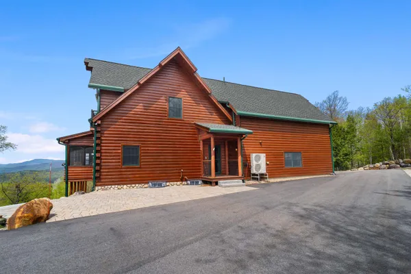 $1,900,000 | 70 Peak Vista Lane, Madison, NH 03849