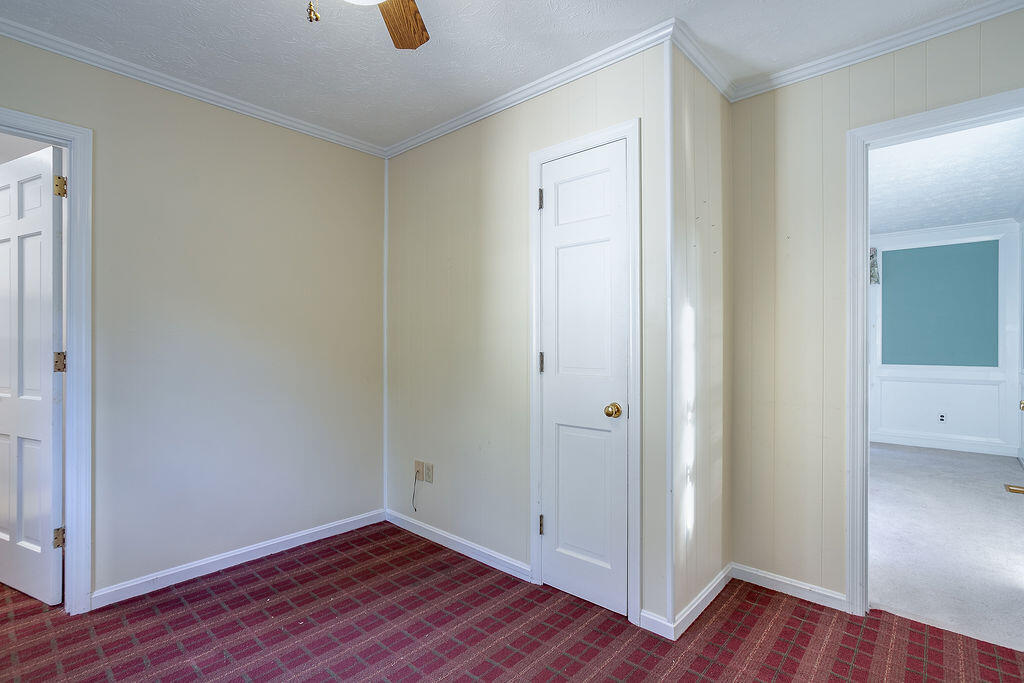 2033 Williamsburg Road Lexington, KY 40504 - Photo 18 of 68 2033Williamsburg-17